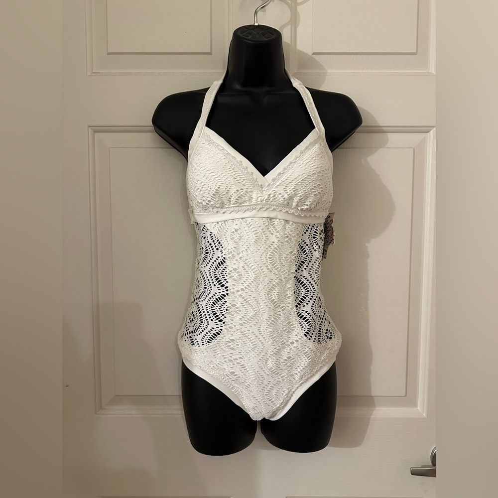 NWT BECCA Swim Crochet White Swimsuit M